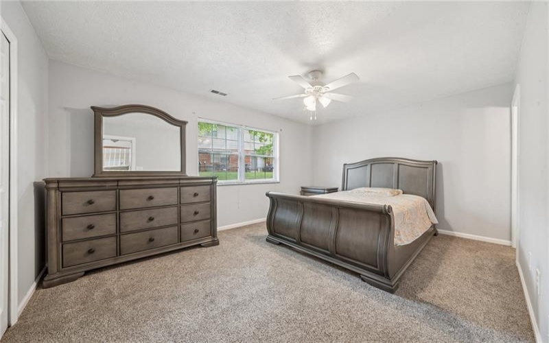 1426 Lyons Chase Cir, Murrysville, 15668, 2 Bedrooms Bedrooms, ,2 BathroomsBathrooms,Residential,For Sale,Lyons Chase Cir,1699703