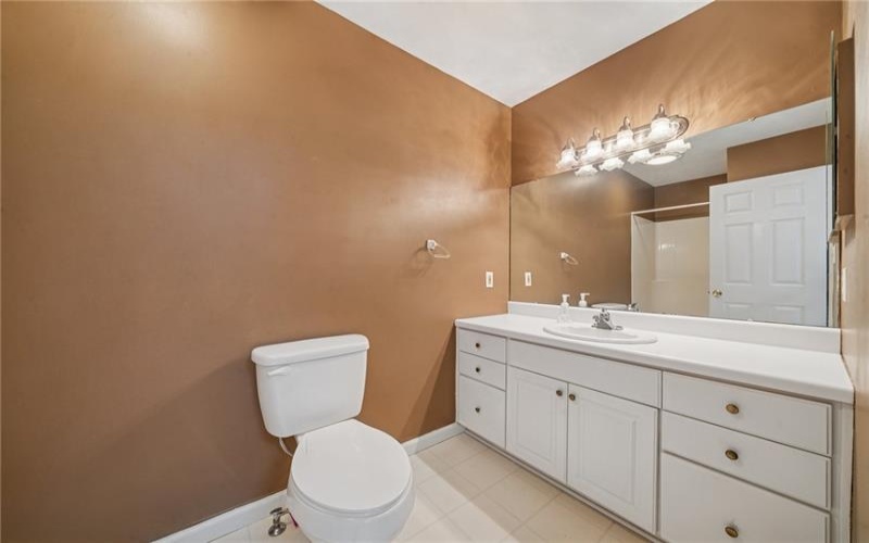 1426 Lyons Chase Cir, Murrysville, 15668, 2 Bedrooms Bedrooms, ,2 BathroomsBathrooms,Residential,For Sale,Lyons Chase Cir,1699703