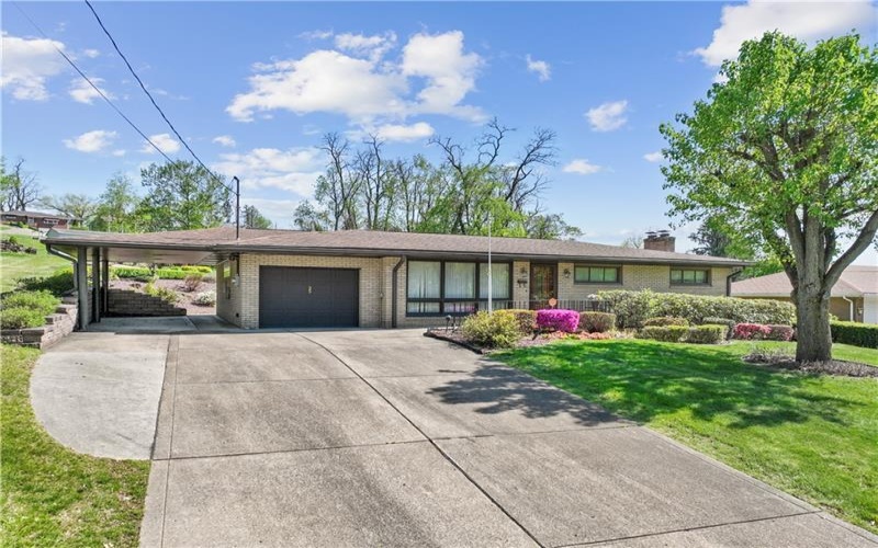 25 Willow Drive, Monessen, 15062, 3 Bedrooms Bedrooms, 9 Rooms Rooms,2 BathroomsBathrooms,Residential,For Sale,Willow Drive,1699708