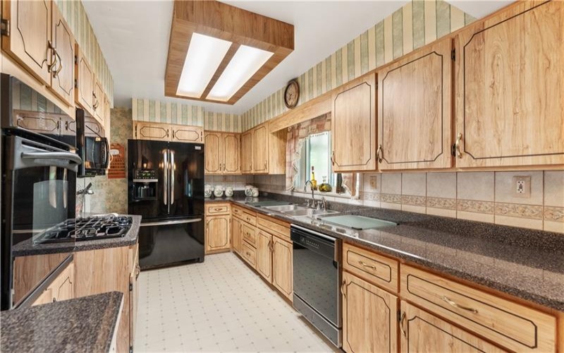 25 Willow Drive, Monessen, 15062, 3 Bedrooms Bedrooms, 9 Rooms Rooms,2 BathroomsBathrooms,Residential,For Sale,Willow Drive,1699708