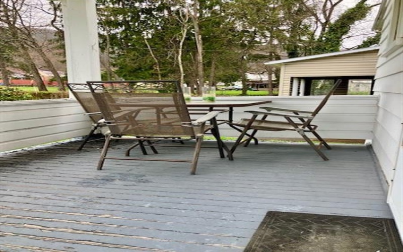 559 Howard St., Johnstown, 15906, 2 Bedrooms Bedrooms, ,2 BathroomsBathrooms,Residential,For Sale,Howard St.,1696245
