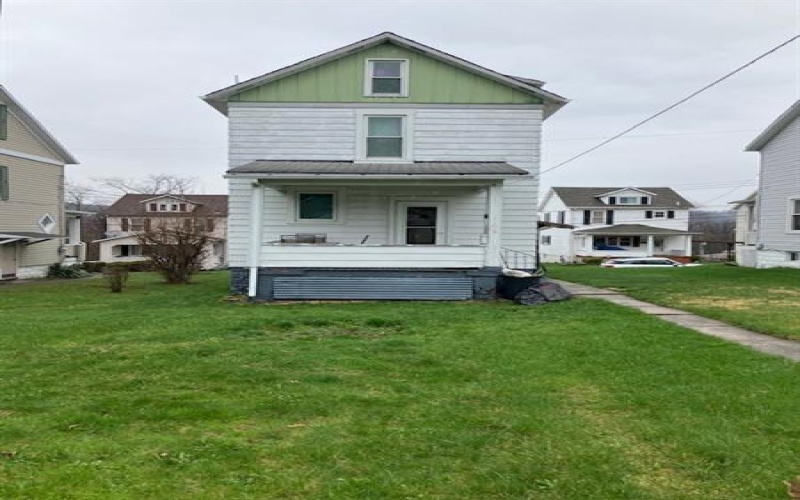 559 Howard St., Johnstown, 15906, 2 Bedrooms Bedrooms, ,2 BathroomsBathrooms,Residential,For Sale,Howard St.,1696245