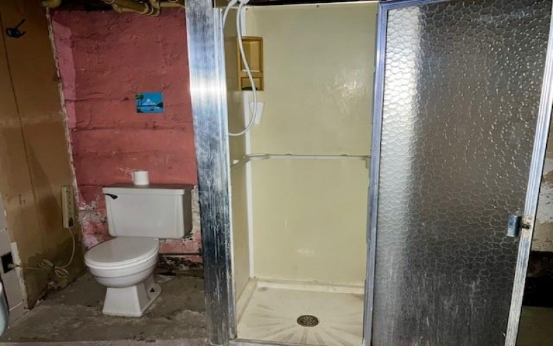 559 Howard St., Johnstown, 15906, 2 Bedrooms Bedrooms, ,2 BathroomsBathrooms,Residential,For Sale,Howard St.,1696245