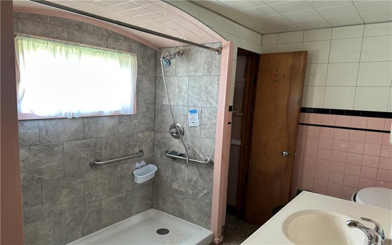91 Blanche Rd, Fredericktown, 15333, 2 Bedrooms Bedrooms, 6 Rooms Rooms,1 BathroomBathrooms,Residential,For Sale,Blanche Rd,1699319