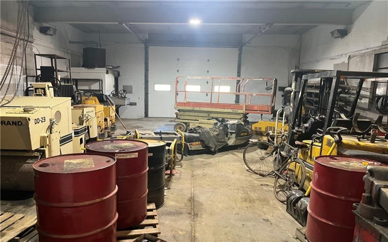 2433 Jefferson Ave, 15301, 15301, ,Commercial-industrial-business,For Sale,Jefferson Ave,1699721