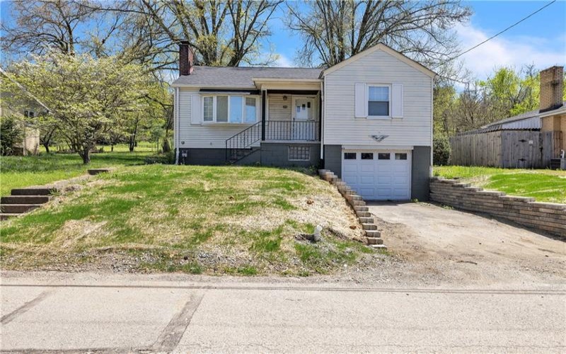 359 3rd St, Smithton, 15479, 3 Bedrooms Bedrooms, ,1 BathroomBathrooms,Residential,For Sale,3rd St,1699742