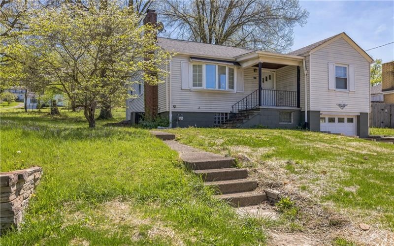 359 3rd St, Smithton, 15479, 3 Bedrooms Bedrooms, ,1 BathroomBathrooms,Residential,For Sale,3rd St,1699742