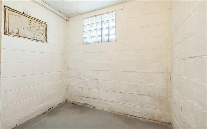 359 3rd St, Smithton, 15479, 3 Bedrooms Bedrooms, ,1 BathroomBathrooms,Residential,For Sale,3rd St,1699742