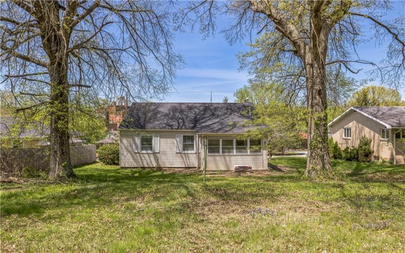 359 3rd St, Smithton, 15479, 3 Bedrooms Bedrooms, ,1 BathroomBathrooms,Residential,For Sale,3rd St,1699742