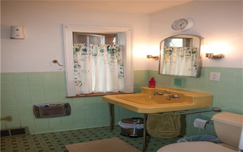 1121 Try St, Monongahela, 15063, 3 Bedrooms Bedrooms, 7 Rooms Rooms,2.1 BathroomsBathrooms,Residential,For Sale,Try St,1699745