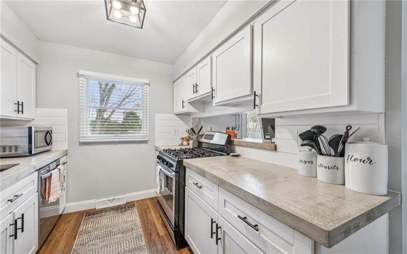 1432 Swede Hill Rd, Greensburg, 15601, 3 Bedrooms Bedrooms, 7 Rooms Rooms,2 BathroomsBathrooms,Residential,For Sale,Swede Hill Rd,1699756