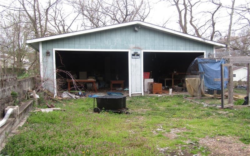 411 Francis Ave, Connellsville, 15425, ,Multi-unit,For Sale,Francis Ave,1699792
