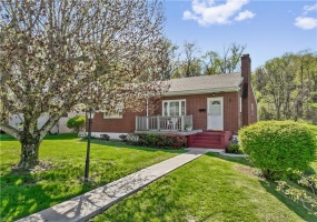 21 Moyer Ave, Charleroi, 15022, 2 Bedrooms Bedrooms, 6 Rooms Rooms,1 BathroomBathrooms,Residential,For Sale,Moyer Ave,1699649