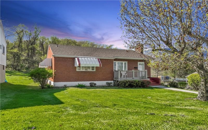 21 Moyer Ave, Charleroi, 15022, 2 Bedrooms Bedrooms, 6 Rooms Rooms,1 BathroomBathrooms,Residential,For Sale,Moyer Ave,1699649