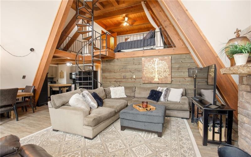 439 Zermatt Road, Boswell, 15531, 3 Bedrooms Bedrooms, ,2 BathroomsBathrooms,Residential,For Sale,Zermatt Road,1699704