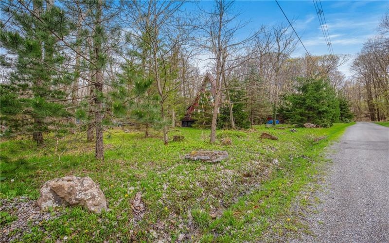 439 Zermatt Road, Boswell, 15531, 3 Bedrooms Bedrooms, ,2 BathroomsBathrooms,Residential,For Sale,Zermatt Road,1699704