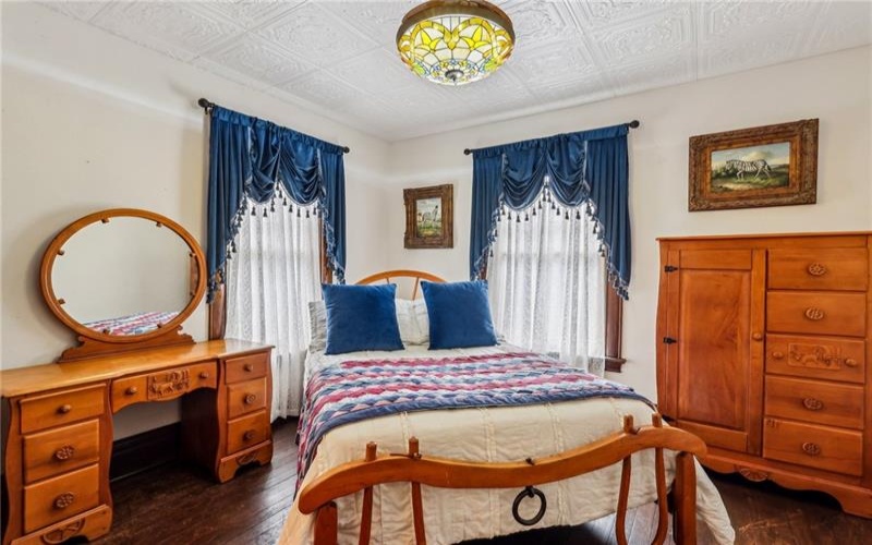 312 Main St, Ligonier, 15658, 6 Bedrooms Bedrooms, 11 Rooms Rooms,2 BathroomsBathrooms,Residential,For Sale,Main St,1699772