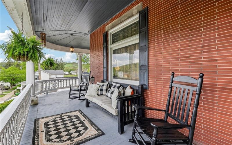 312 Main St, Ligonier, 15658, 6 Bedrooms Bedrooms, 11 Rooms Rooms,2 BathroomsBathrooms,Residential,For Sale,Main St,1699772