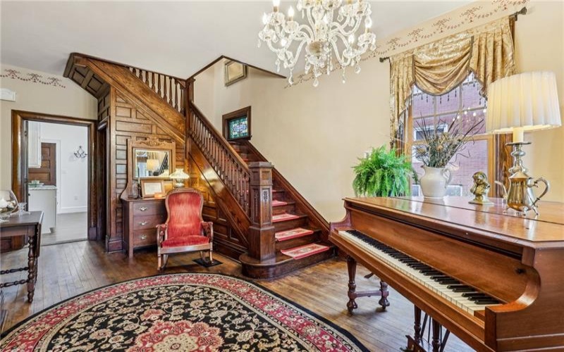 312 Main St, Ligonier, 15658, 6 Bedrooms Bedrooms, 11 Rooms Rooms,2 BathroomsBathrooms,Residential,For Sale,Main St,1699772