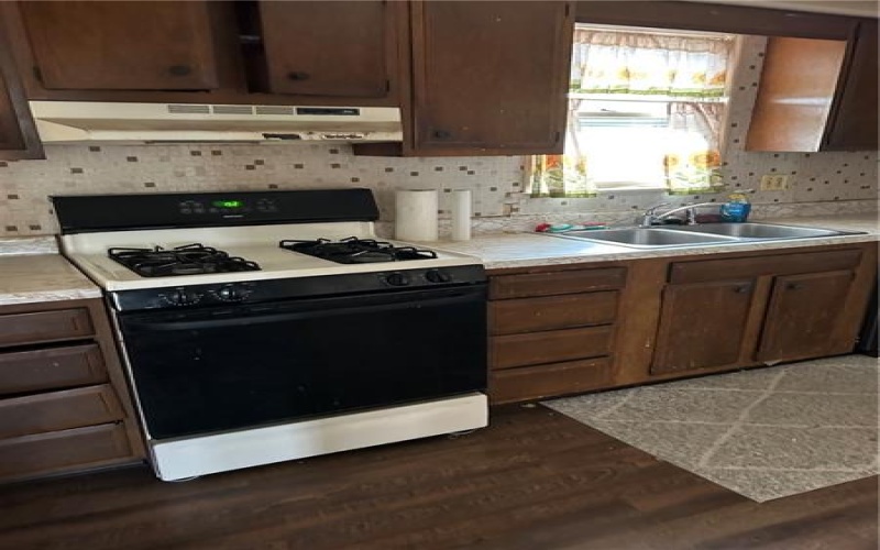 618 Fourth St, Monongahela, 15063, 4 Bedrooms Bedrooms, ,2.1 BathroomsBathrooms,Residential,For Sale,Fourth St,1699843