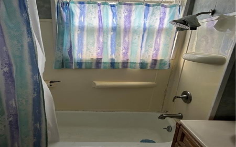 618 Fourth St, Monongahela, 15063, 4 Bedrooms Bedrooms, ,2.1 BathroomsBathrooms,Residential,For Sale,Fourth St,1699843