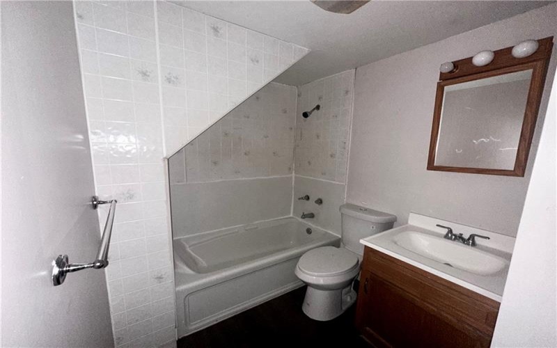 34 Fulton St, Washington, 15301, 2 Bedrooms Bedrooms, ,1 BathroomBathrooms,Lease,For Sale,Fulton St,1699891