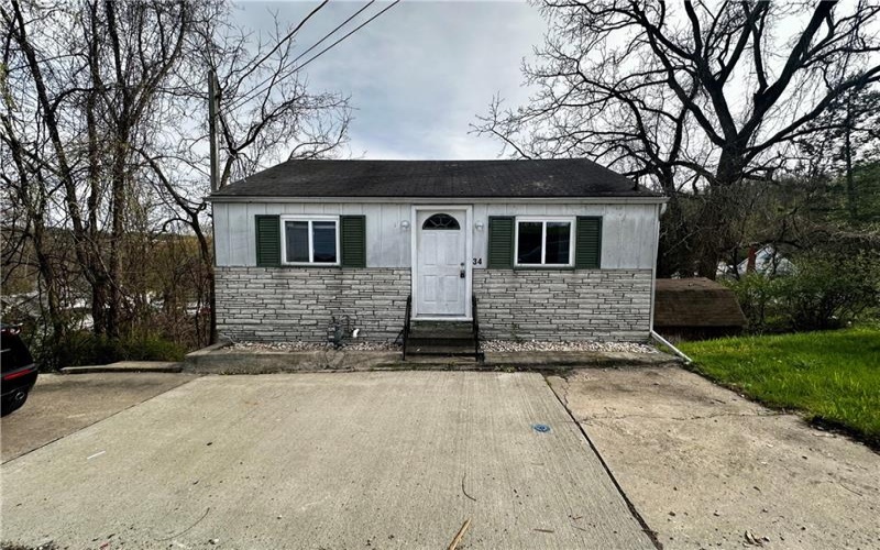 34 Fulton St, Washington, 15301, 2 Bedrooms Bedrooms, ,1 BathroomBathrooms,Lease,For Sale,Fulton St,1699891