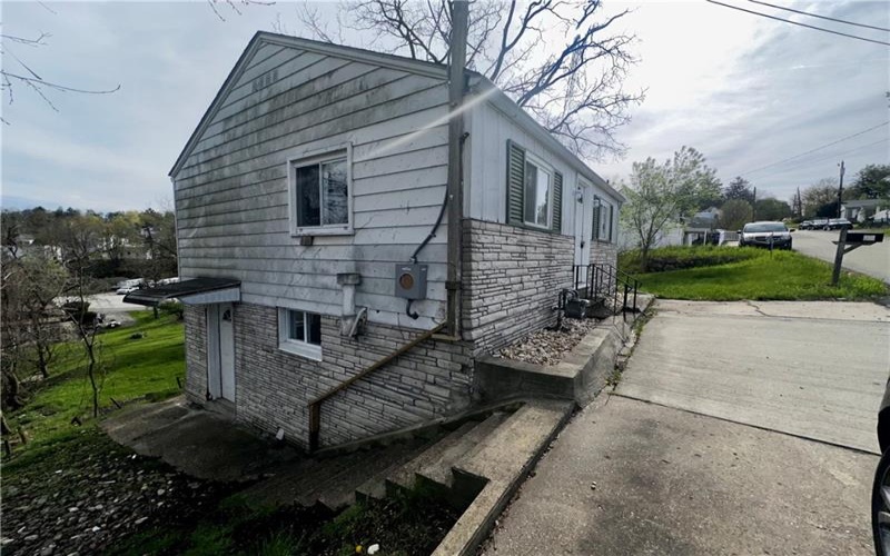 34 Fulton St, Washington, 15301, 2 Bedrooms Bedrooms, ,1 BathroomBathrooms,Lease,For Sale,Fulton St,1699891