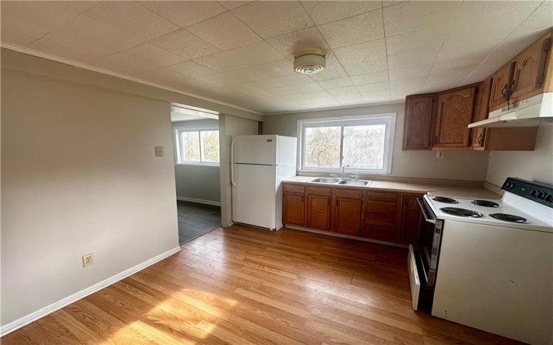 34 Fulton St, Washington, 15301, 2 Bedrooms Bedrooms, ,1 BathroomBathrooms,Lease,For Sale,Fulton St,1699891
