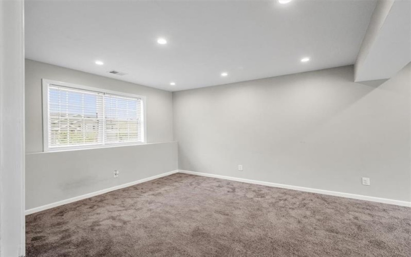 105 Luzerne Ave, Uniontown, 15401, 3 Bedrooms Bedrooms, ,2 BathroomsBathrooms,Residential,For Sale,Luzerne Ave,1699906