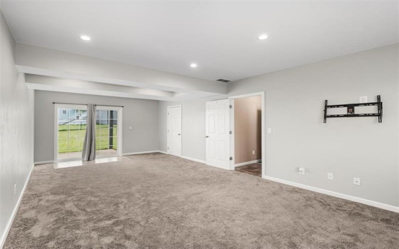105 Luzerne Ave, Uniontown, 15401, 3 Bedrooms Bedrooms, ,2 BathroomsBathrooms,Residential,For Sale,Luzerne Ave,1699906