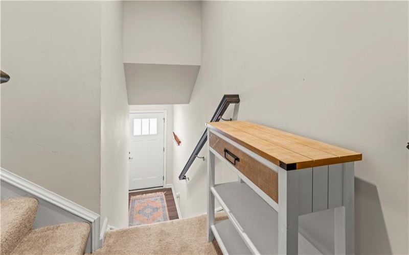 484 Greenwood Dr, Canonsburg, 15317, 3 Bedrooms Bedrooms, ,2.1 BathroomsBathrooms,Lease,For Sale,Greenwood Dr,1699916