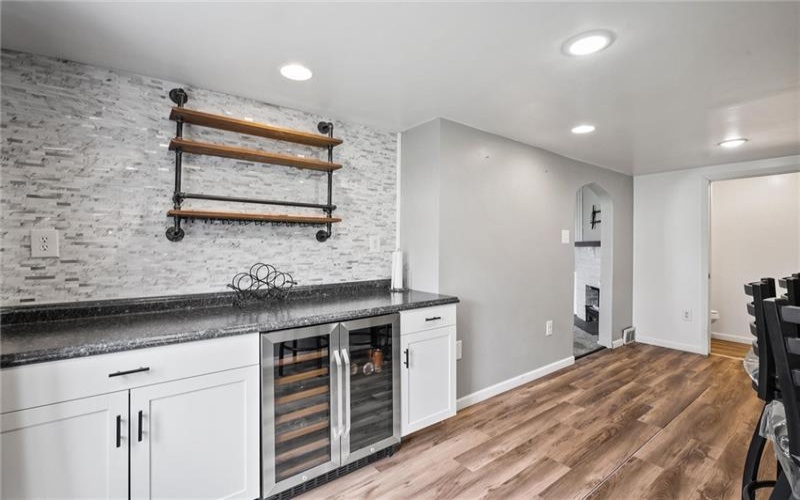 204 Bryant St, Vandergrift, 15690, 3 Bedrooms Bedrooms, 10 Rooms Rooms,2.1 BathroomsBathrooms,Residential,For Sale,Bryant St,1698463