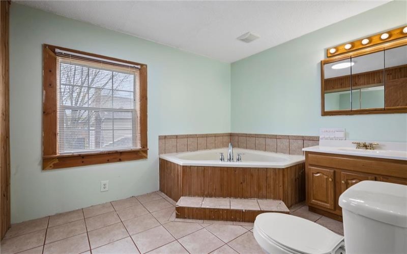 204 Bryant St, Vandergrift, 15690, 3 Bedrooms Bedrooms, 10 Rooms Rooms,2.1 BathroomsBathrooms,Residential,For Sale,Bryant St,1698463