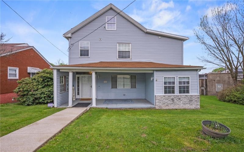 204 Bryant St, Vandergrift, 15690, 3 Bedrooms Bedrooms, 10 Rooms Rooms,2.1 BathroomsBathrooms,Residential,For Sale,Bryant St,1698463