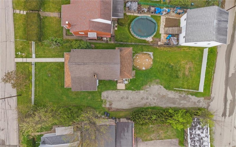 204 Bryant St, Vandergrift, 15690, 3 Bedrooms Bedrooms, 10 Rooms Rooms,2.1 BathroomsBathrooms,Residential,For Sale,Bryant St,1698463