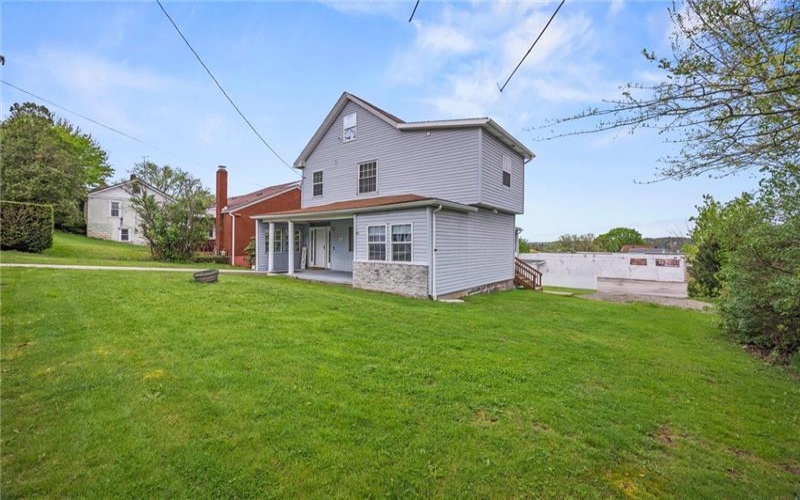 204 Bryant St, Vandergrift, 15690, 3 Bedrooms Bedrooms, 10 Rooms Rooms,2.1 BathroomsBathrooms,Residential,For Sale,Bryant St,1698463