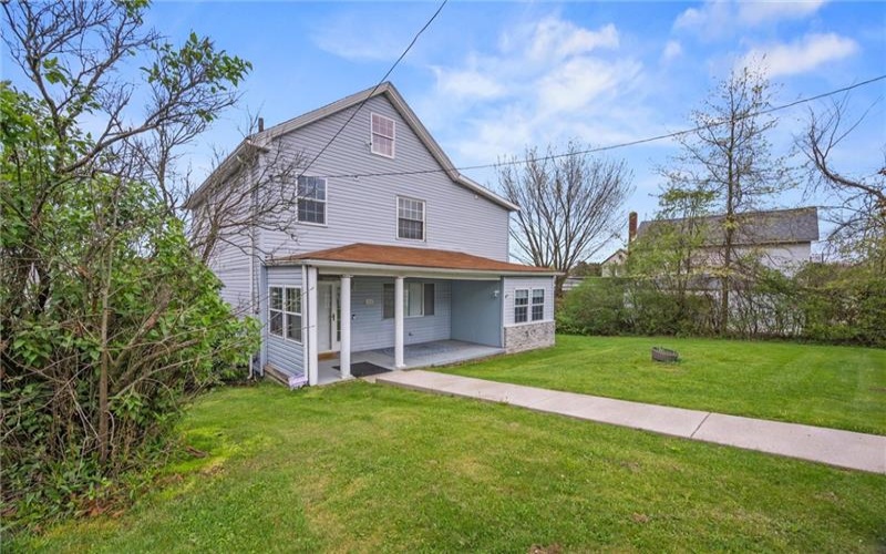 204 Bryant St, Vandergrift, 15690, 3 Bedrooms Bedrooms, 10 Rooms Rooms,2.1 BathroomsBathrooms,Residential,For Sale,Bryant St,1698463