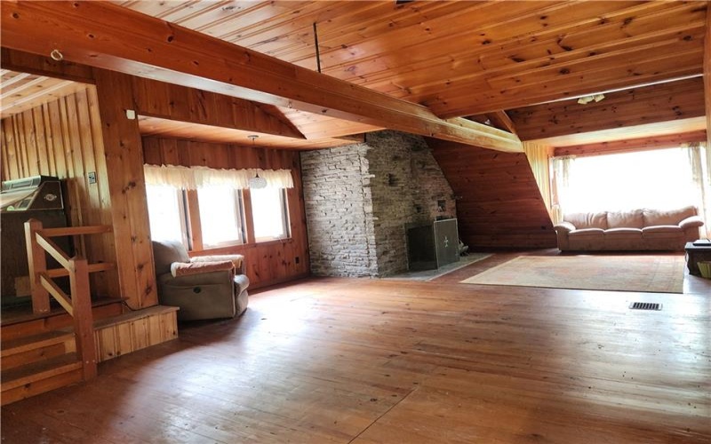 120 Furnace Run, Laughlintown, 15655, 4 Bedrooms Bedrooms, ,3 BathroomsBathrooms,Residential,For Sale,Furnace Run,1699650
