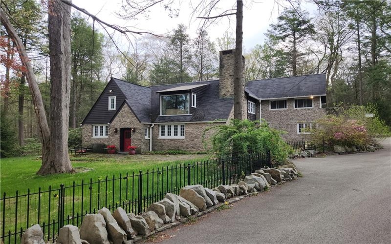 120 Furnace Run, Laughlintown, 15655, 4 Bedrooms Bedrooms, ,3 BathroomsBathrooms,Residential,For Sale,Furnace Run,1699650