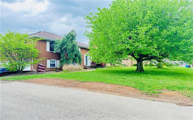 316 2nd Ave, Latrobe, 15650, 3 Bedrooms Bedrooms, ,2.1 BathroomsBathrooms,Residential,For Sale,2nd Ave,1699755