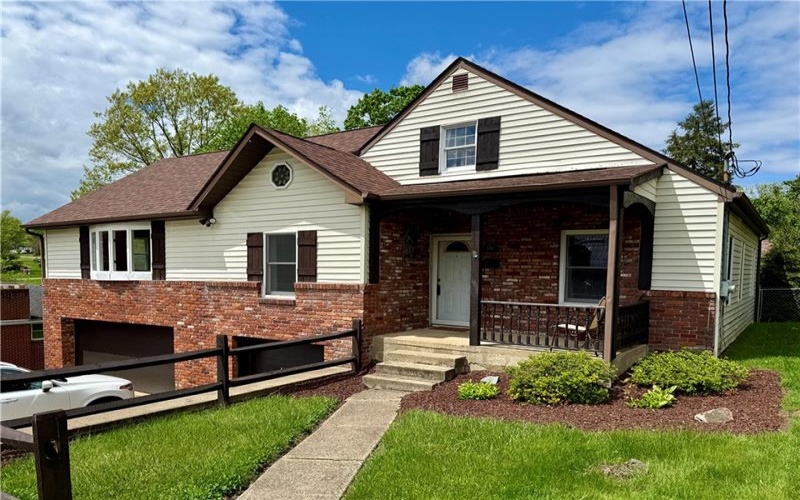 3495 Frye Ave, Finleyville, 15332, 3 Bedrooms Bedrooms, 7 Rooms Rooms,2.1 BathroomsBathrooms,Residential,For Sale,Frye Ave,1699788