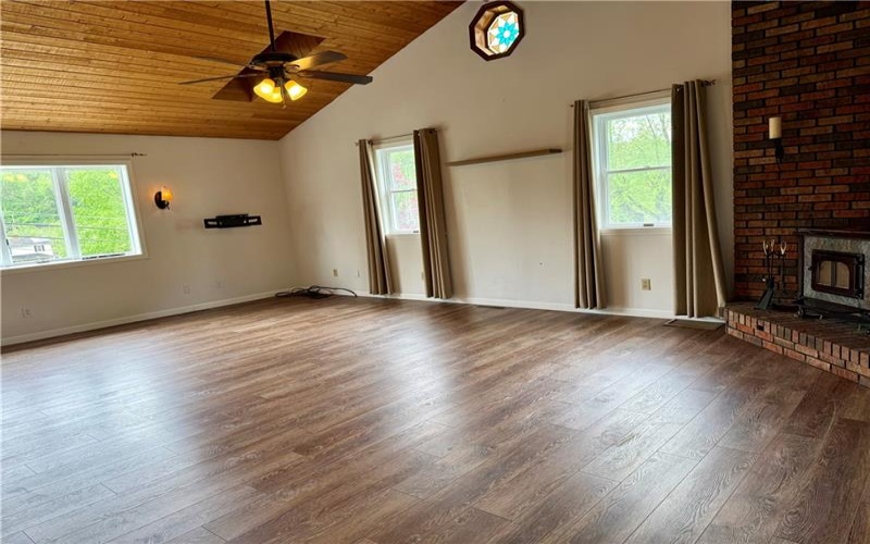 3495 Frye Ave, Finleyville, 15332, 3 Bedrooms Bedrooms, 7 Rooms Rooms,2.1 BathroomsBathrooms,Residential,For Sale,Frye Ave,1699788