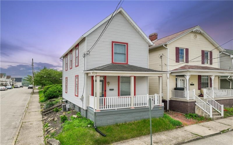 518 BALTIMORE STREET, Belle Vernon, 15012, 2 Bedrooms Bedrooms, 6 Rooms Rooms,1.2 BathroomsBathrooms,Residential,For Sale,BALTIMORE STREET,1699832