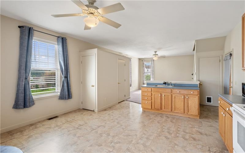 518 BALTIMORE STREET, Belle Vernon, 15012, 2 Bedrooms Bedrooms, 6 Rooms Rooms,1.2 BathroomsBathrooms,Residential,For Sale,BALTIMORE STREET,1699832