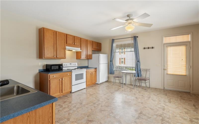 518 BALTIMORE STREET, Belle Vernon, 15012, 2 Bedrooms Bedrooms, 6 Rooms Rooms,1.2 BathroomsBathrooms,Residential,For Sale,BALTIMORE STREET,1699832