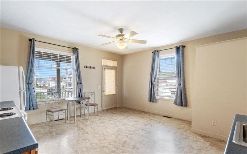 518 BALTIMORE STREET, Belle Vernon, 15012, 2 Bedrooms Bedrooms, 6 Rooms Rooms,1.2 BathroomsBathrooms,Residential,For Sale,BALTIMORE STREET,1699832