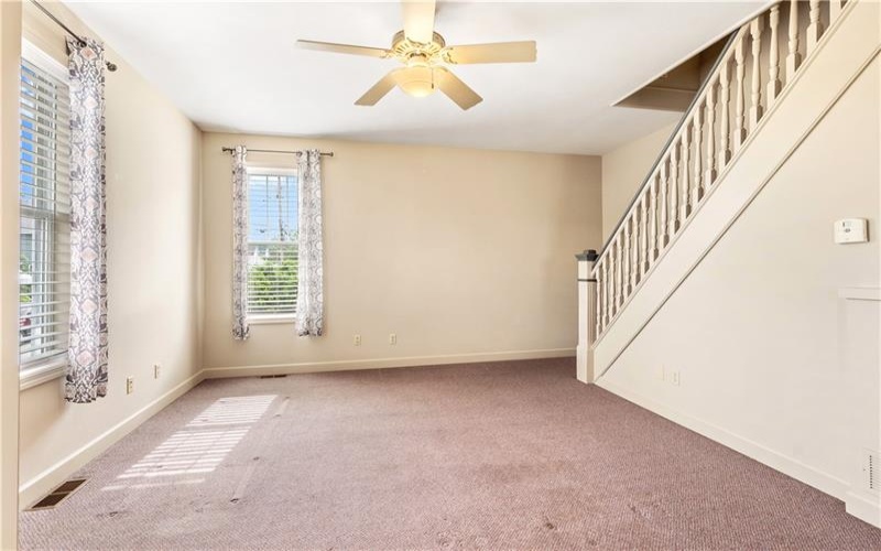 518 BALTIMORE STREET, Belle Vernon, 15012, 2 Bedrooms Bedrooms, 6 Rooms Rooms,1.2 BathroomsBathrooms,Residential,For Sale,BALTIMORE STREET,1699832