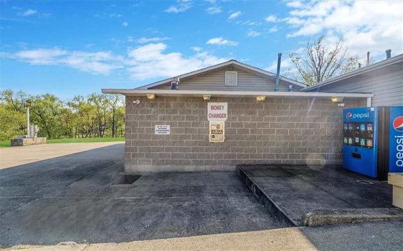 212 Pine Street, Jefferson, 15344, ,Commercial-industrial-business,For Sale,Pine Street,1699885