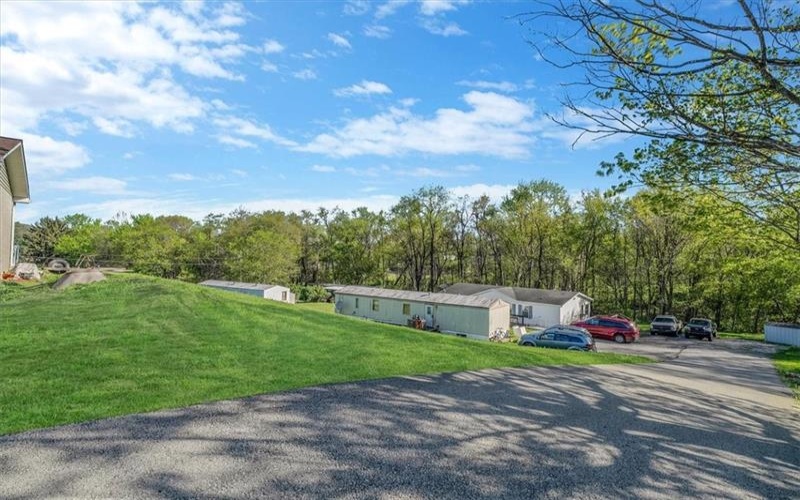 212 Pine Street, Jefferson, 15344, ,Commercial-industrial-business,For Sale,Pine Street,1699885